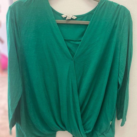 American Eagle Outfitters shirt (green) - Picture 3 of 3